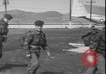 Standbild belgischen Truppen Ascension Island, 1964, aus Sekunde 25 historischem Filmmaterial Videoclip 65675058330