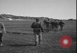 Standbild belgischen Truppen Ascension Island, 1964, aus Sekunde 43 historischem Filmmaterial Videoclip 65675058330