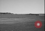 Standbild belgischen Truppen Ascension Island, 1964, aus Sekunde 58 historischem Filmmaterial Videoclip 65675058330