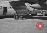 Standbild Task Force Commander Ascension Island, 1964, aus Sekunde 8 historischem Filmmaterial Videoclip 65675058331
