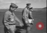 Standbild Task Force Commander Ascension Island, 1964, aus Sekunde 45 historischem Filmmaterial Videoclip 65675058331