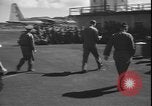 Standbild Task Force Commander Ascension Island, 1964, aus Sekunde 50 historischem Filmmaterial Videoclip 65675058331
