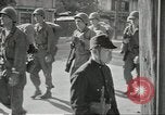 Standbild VJ-Feierlichkeiten in Shanghai und Korea Pacific Theater, 1945, aus Sekunde 33 historischem Filmmaterial Videoclip 65675058335