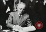 Standbild Erfolge von Präsident Harry Truman United States USA, 1948, aus Sekunde 54 historischem Filmmaterial Videoclip 65675058341