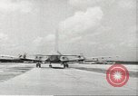 Image Berlin Airlift Berlin Allemagne, 1949, de la seconde 16 séquences d'archives historiques vidéo 65675058356