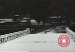 Immagine di MacArthur lo sbarco a Pusan con le truppe degli Stati Uniti Corea, 1951, secondo 17 filmato di repertorio 65675058357