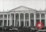 Immagine di MacArthur lo sbarco a Pusan con le truppe degli Stati Uniti Corea, 1951, secondo 21 filmato di repertorio 65675058357