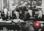Immagine di MacArthur lo sbarco a Pusan con le truppe degli Stati Uniti Corea, 1951, secondo 30 filmato di repertorio 65675058357