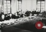 Immagine di MacArthur lo sbarco a Pusan con le truppe degli Stati Uniti Corea, 1951, secondo 31 filmato di repertorio 65675058357