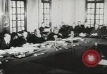 Immagine di MacArthur lo sbarco a Pusan con le truppe degli Stati Uniti Corea, 1951, secondo 32 filmato di repertorio 65675058357