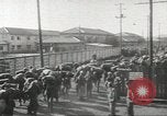 Immagine di MacArthur lo sbarco a Pusan con le truppe degli Stati Uniti Corea, 1951, secondo 39 filmato di repertorio 65675058357