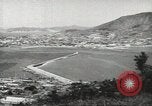 Immagine di MacArthur lo sbarco a Pusan con le truppe degli Stati Uniti Corea, 1951, secondo 62 filmato di repertorio 65675058357