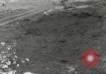 Immagine di Danni da bombardamento giapponese di Harbor olandese Aleutian Islands Alaska USA, 1942, secondo 23 filmato di repertorio 65675058382
