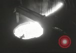 Standbild Bomben aus geschmolzenem Metall United States USA, 1943, aus Sekunde 47 historischem Filmmaterial Videoclip 65675058383