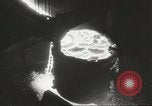 Standbild Bomben aus geschmolzenem Metall United States USA, 1943, aus Sekunde 56 historischem Filmmaterial Videoclip 65675058383