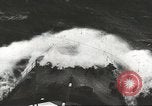 Immagine di Giapponese incrociatori leggeri nel mare in tempesta Aleutians, 1942, secondo 30 filmato di repertorio 65675058386