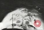Immagine di Giapponese incrociatori leggeri nel mare in tempesta Aleutians, 1942, secondo 41 filmato di repertorio 65675058386