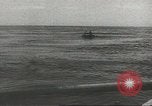 Immagine di I marinai giapponesi Teatro pacifico, 1942, secondo 28 filmato di repertorio 65675058388
