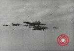Immagine di Le forze giapponesi sfilano su Queens Road a Hong Kong Hong Kong, 1941, secondo 10 filmato di repertorio 65675058392