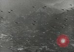 Immagine di Le forze giapponesi sfilano su Queens Road a Hong Kong Hong Kong, 1941, secondo 20 filmato di repertorio 65675058392