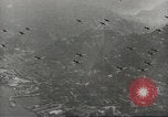 Immagine di Le forze giapponesi sfilano su Queens Road a Hong Kong Hong Kong, 1941, secondo 21 filmato di repertorio 65675058392