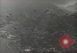 Immagine di Le forze giapponesi sfilano su Queens Road a Hong Kong Hong Kong, 1941, secondo 22 filmato di repertorio 65675058392