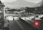 Immagine di Le forze giapponesi sfilano su Queens Road a Hong Kong Hong Kong, 1941, secondo 33 filmato di repertorio 65675058392