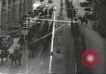 Immagine di Le forze giapponesi sfilano su Queens Road a Hong Kong Hong Kong, 1941, secondo 54 filmato di repertorio 65675058392
