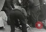 Immagine di Noi feriti evacuati da Attu Aleutian Islands Alaska USA, 1943, secondo 7 filmato di repertorio 65675058418