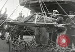 Immagine di Noi feriti evacuati da Attu Aleutian Islands Alaska USA, 1943, secondo 15 filmato di repertorio 65675058418