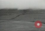 Image Curtiss P-40 américain dans l'avion dans la neige Aleutians Aleutian Islands Alaska USA, 1944, de la seconde 43 séquences d'archives historiques vidéo 65675058422