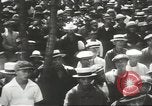 Immagine di Scene di strada in Giappone durante la seconda guerra mondiale Giappone, 1944, secondo 16 filmato di repertorio 65675058425