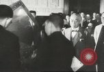 Immagine di Scene di strada in Giappone durante la seconda guerra mondiale Giappone, 1944, secondo 48 filmato di repertorio 65675058425