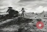 Standbild chinesische Arbeitskräfte China, 1943, aus Sekunde 25 historischem Filmmaterial Videoclip 65675058427