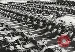 Standbild militärische Ausrüstung United States USA, 1943, aus Sekunde 10 historischem Filmmaterial Videoclip 65675058430