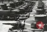 Standbild militärische Ausrüstung United States USA, 1943, aus Sekunde 16 historischem Filmmaterial Videoclip 65675058430