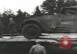 Standbild militärische Ausrüstung United States USA, 1943, aus Sekunde 60 historischem Filmmaterial Videoclip 65675058430