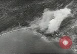 Immagine di Stati Uniti B 24 bombardieri Nuova Guinea, 1943, secondo 60 filmato di repertorio 65675058431