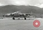 Immagine di Stati Uniti B 25 bomber Aleutian Islands Alaska USA, 1945, secondo 25 filmato di repertorio 65675058432