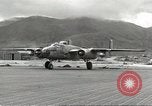 Immagine di Stati Uniti B 25 bomber Aleutian Islands Alaska USA, 1945, secondo 26 filmato di repertorio 65675058432