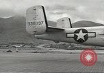 Immagine di Stati Uniti B 25 bomber Aleutian Islands Alaska USA, 1945, secondo 60 filmato di repertorio 65675058432