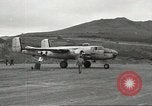 Immagine di Stati Uniti B 25 bombardieri Aleutian Islands Alaska USA, 1945, secondo 4 filmato di repertorio 65675058435