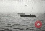 Standbild Landing Ship Tank Aleutian Islands Alaska USA, 1943, aus Sekunde 1 historischem Filmmaterial Videoclip 65675058460