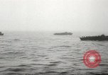 Standbild Landing Ship Tank Aleutian Islands Alaska USA, 1943, aus Sekunde 6 historischem Filmmaterial Videoclip 65675058460