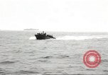 Standbild Landing Ship Tank Aleutian Islands Alaska USA, 1943, aus Sekunde 21 historischem Filmmaterial Videoclip 65675058460