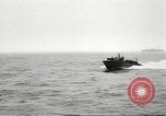 Standbild Landing Ship Tank Aleutian Islands Alaska USA, 1943, aus Sekunde 25 historischem Filmmaterial Videoclip 65675058460