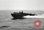Standbild Landing Ship Tank Aleutian Islands Alaska USA, 1943, aus Sekunde 34 historischem Filmmaterial Videoclip 65675058460