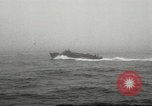 Standbild Landing Ship Tank Aleutian Islands Alaska USA, 1943, aus Sekunde 49 historischem Filmmaterial Videoclip 65675058460