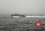 Standbild Landing Ship Tank Aleutian Islands Alaska USA, 1943, aus Sekunde 50 historischem Filmmaterial Videoclip 65675058460