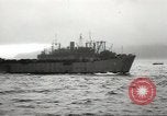 Standbild Landing Ship Tank Aleutian Islands Alaska USA, 1943, aus Sekunde 54 historischem Filmmaterial Videoclip 65675058460
